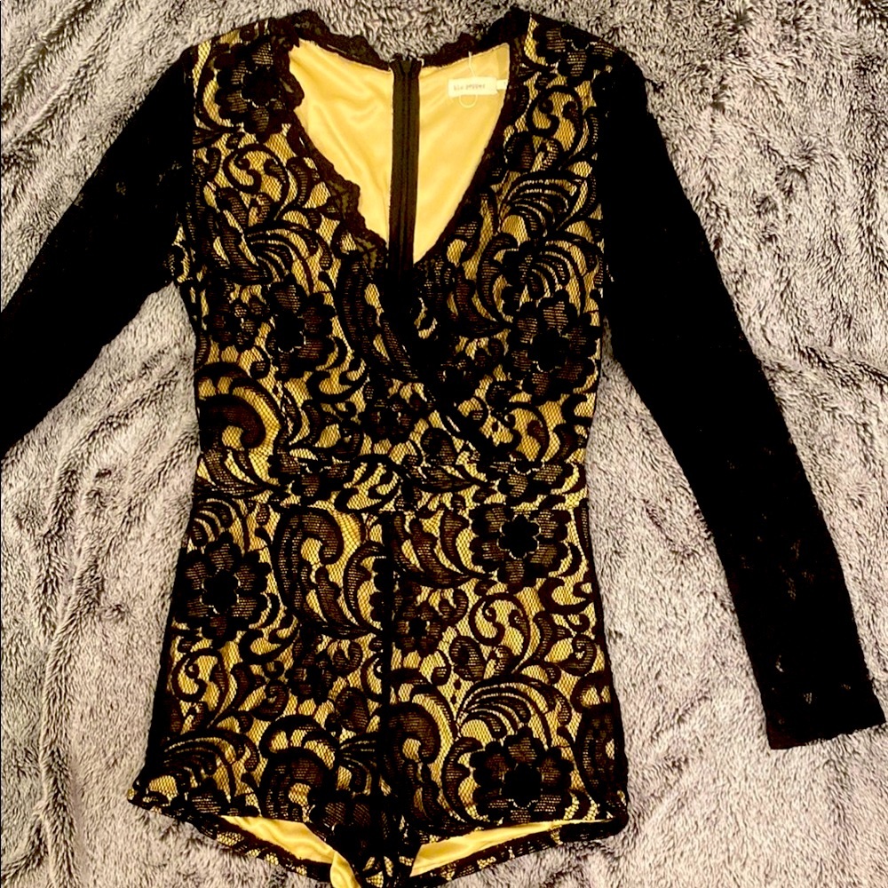 Blu Pepper Black and Cream Lace Shorts